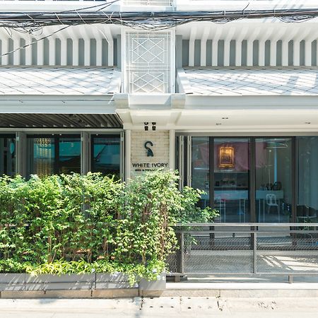 White Ivory Bed And Breakfast Bangkok Ngoại thất bức ảnh