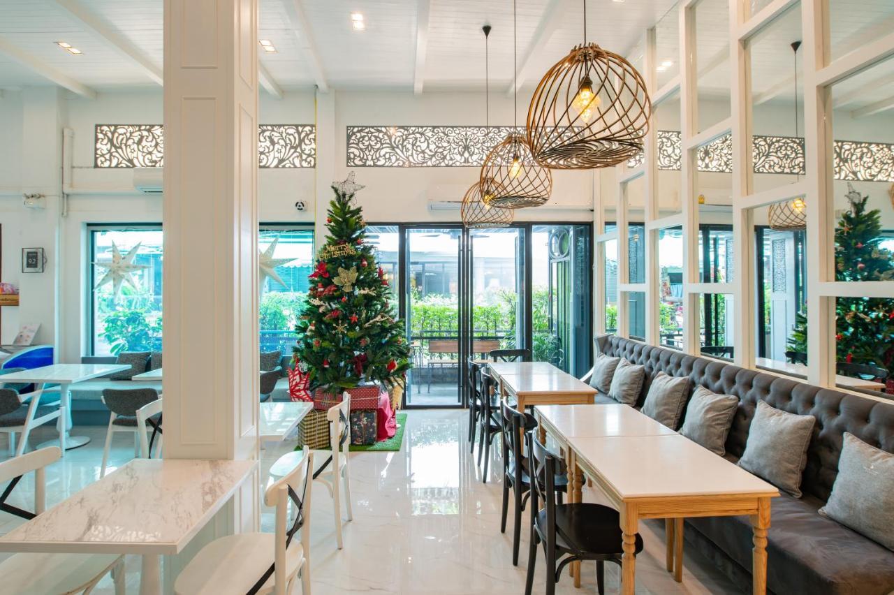 White Ivory Bed And Breakfast Bangkok Ngoại thất bức ảnh