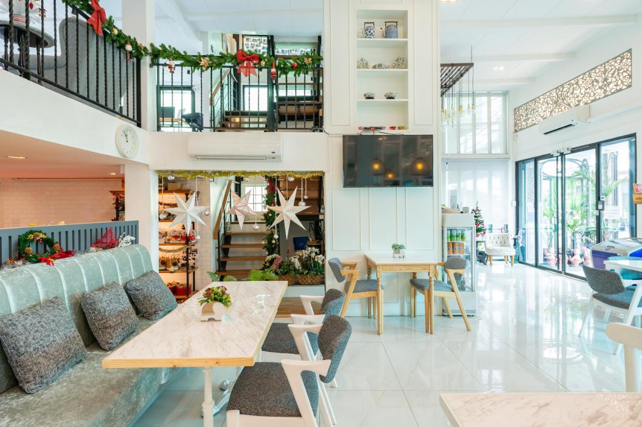 White Ivory Bed And Breakfast Bangkok Ngoại thất bức ảnh