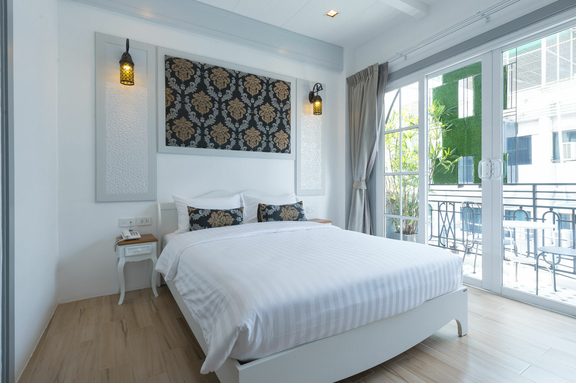 White Ivory Bed And Breakfast Bangkok Ngoại thất bức ảnh