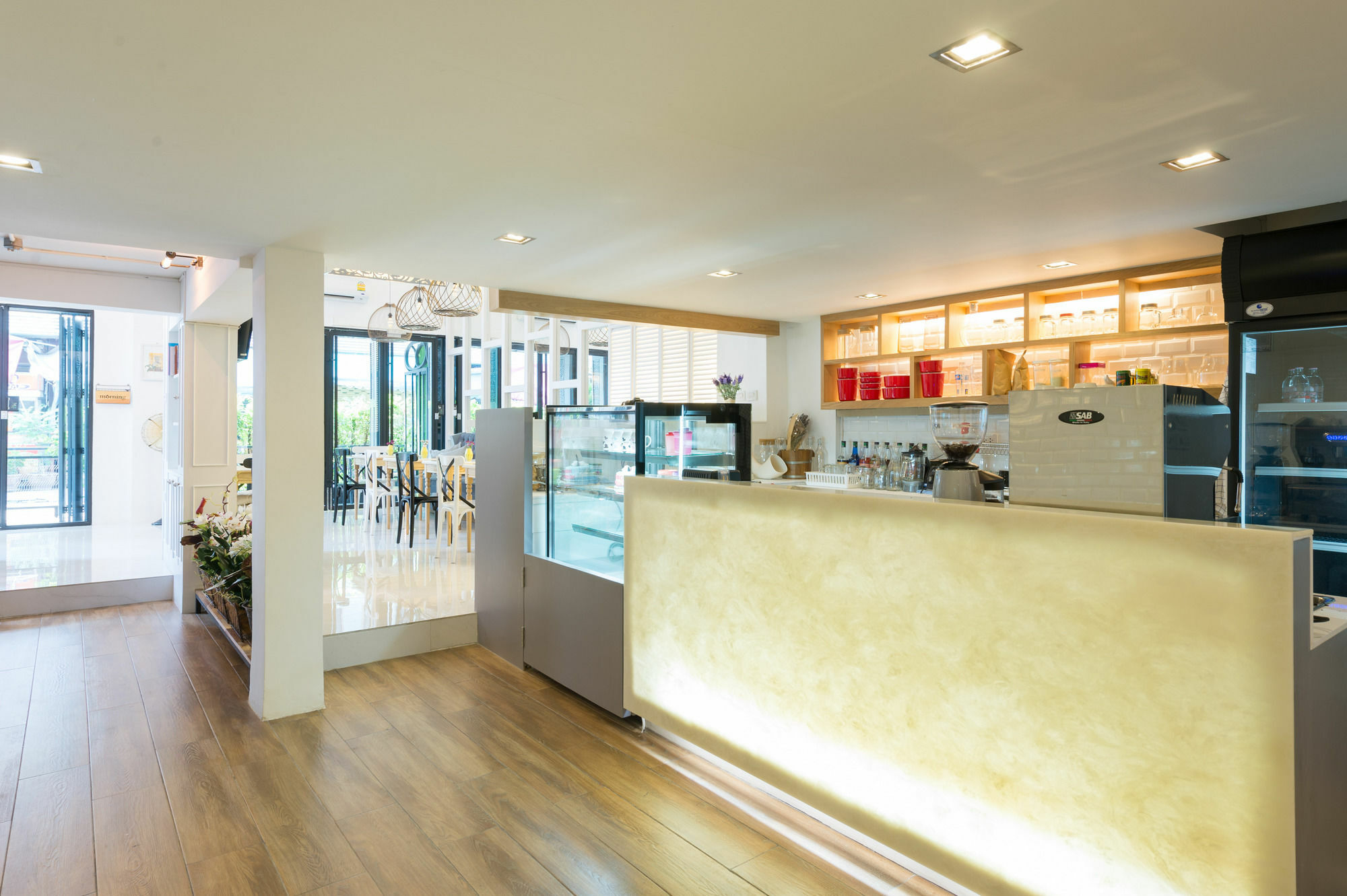 White Ivory Bed And Breakfast Bangkok Ngoại thất bức ảnh